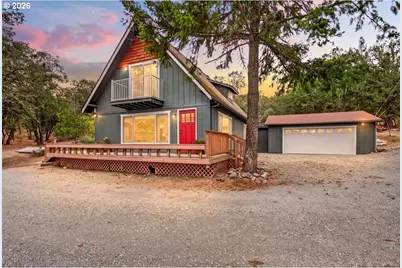 1100 Sterling Creek Rd, Jacksonville, OR 97530 - Photo 43