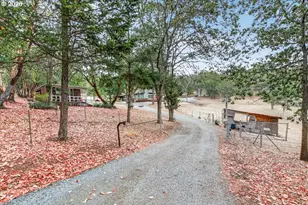 1100 Sterling Creek Rd, Jacksonville, OR 97530 - Photo 41