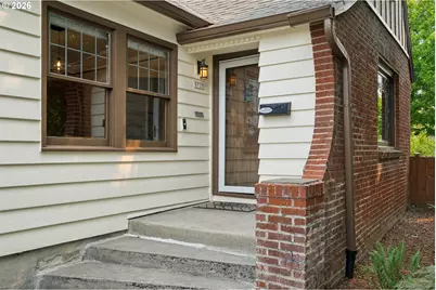 5735 NE Klickitat St, Portland, OR 97213 - Photo 5