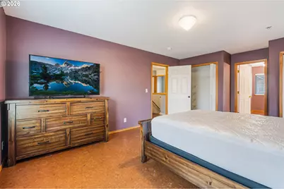 3120 N Ivy Dr, Newberg, OR 97132 - Photo 23