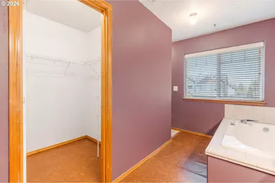 3120 N Ivy Dr, Newberg, OR 97132 - Photo 25