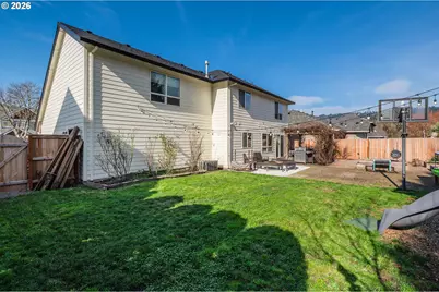 3120 N Ivy Dr, Newberg, OR 97132 - Photo 35