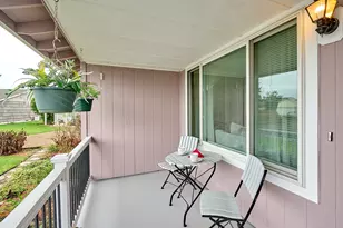 1944 Santiam Dr, Woodburn, OR 97071 - Photo 3