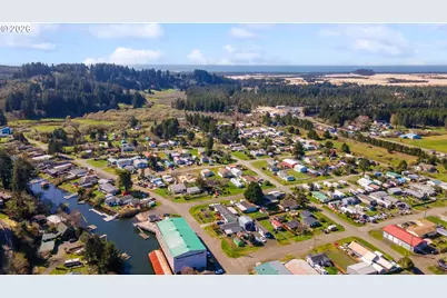 610 Park Ave, Lakeside, OR 97449 - Photo 31