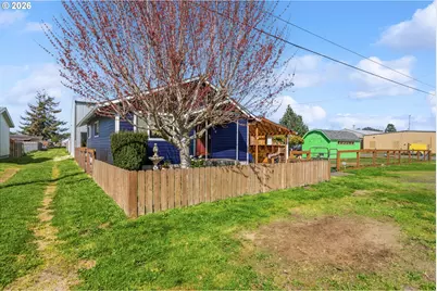 610 Park Ave, Lakeside, OR 97449 - Photo 25