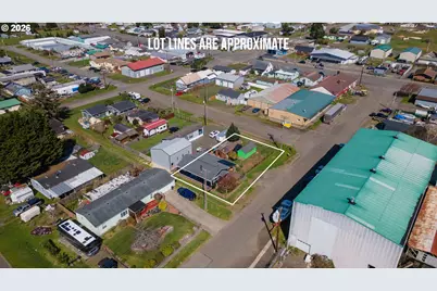 610 Park Ave, Lakeside, OR 97449 - Photo 5