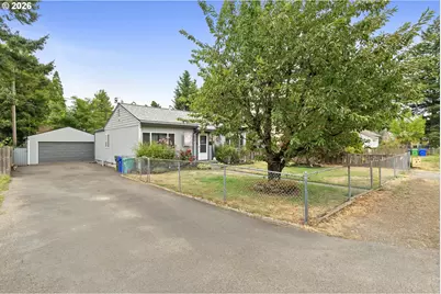 8325 NE Going Pl, Portland, OR 97220 - Photo 39