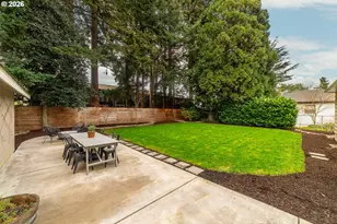 1317 NE 109th Ave, Portland, OR 97220 - Photo 15