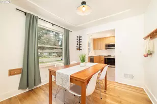 1317 NE 109th Ave, Portland, OR 97220 - Photo 5