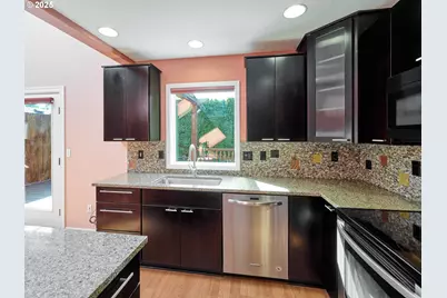 331 SE 9th Ave, Canby, OR 97013 - Photo 9