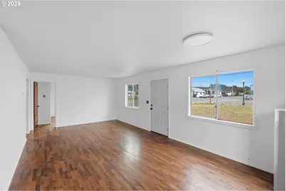 105 S 8th St, Lakeside, OR 97449 - Photo 3