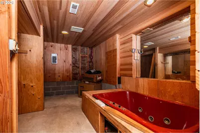 1172 SE Hawthorne Dr, Roseburg, OR 97470 - Photo 29