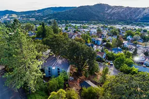 1172 SE Hawthorne Dr, Roseburg, OR 97470 - Photo 39