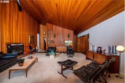1172 SE Hawthorne Dr, Roseburg, OR 97470 - Photo 9