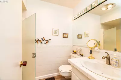 1172 SE Hawthorne Dr, Roseburg, OR 97470 - Photo 23