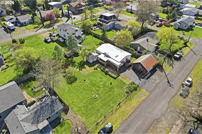 912 Ash St, Brownsville, OR 97327 - Photo 37