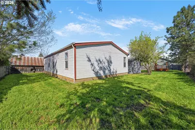 912 Ash St, Brownsville, OR 97327 - Photo 33