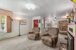 2700 Campbell St, Baker City, OR 97814 - Photo 9