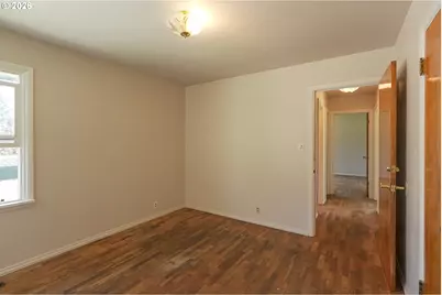 853 W 15th St, Coquille, OR 97423 - Photo 19