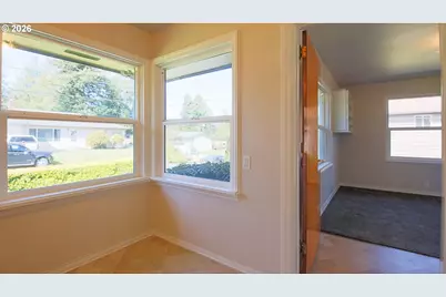 853 W 15th St, Coquille, OR 97423 - Photo 15