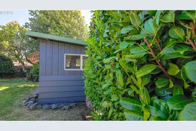 853 W 15th St, Coquille, OR 97423 - Photo 41