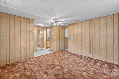 8951 SE Fuller Rd, Happy Valley, OR 97086 - Photo 23