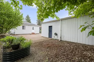 6811 SE 87th Ave, Portland, OR 97266 - Photo 7
