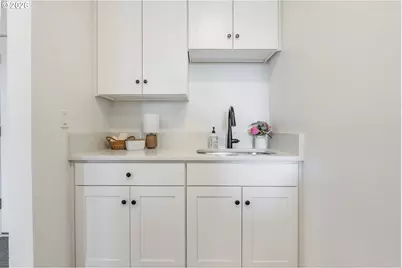 708 N Killingsworth St #12, Portland, OR 97217 - Photo 13