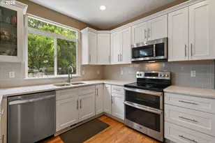 18214 SE 16th St, Vancouver, WA 98683 - Photo 5