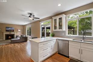 18214 SE 16th St, Vancouver, WA 98683 - Photo 3