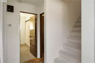 13704 SE Salmon St, Portland, OR 97233 - Photo 23