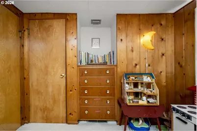 13704 SE Salmon St, Portland, OR 97233 - Photo 31
