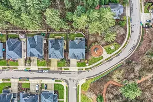 9809 SE Nicholas Dr, Happy Valley, OR 97086 - Photo 31