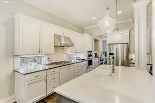 9809 SE Nicholas Dr, Happy Valley, OR 97086 - Photo 5