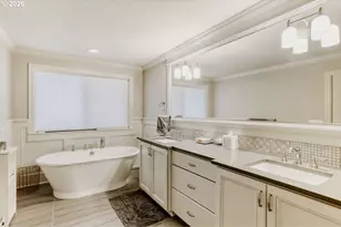 9809 SE Nicholas Dr, Happy Valley, OR 97086 - Photo 23