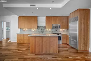 1221 SW 10th Ave, Portland, OR 97205 - Photo 9