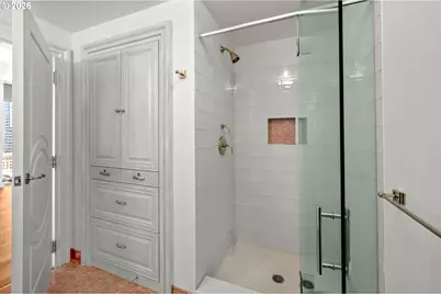 1221 SW 10th Ave #1201, Portland, OR 97205 - Photo 23