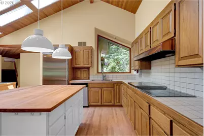 85368 Ridgetop Dr, Eugene, OR 97405 - Photo 17