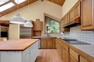 85368 Ridge Top Dr, Eugene, OR 97405 - Photo 17