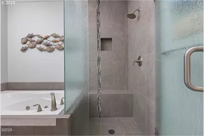 6315 SW Arbor Dr, South Beach, OR 97366 - Photo 19