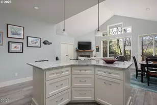 6315 SW Arbor Dr, South Beach, OR 97366 - Photo 9