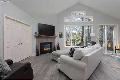 6315 SW Arbor Dr, South Beach, OR 97366 - Photo 3
