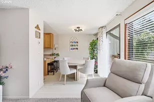 2635 E Wilshire Dr, Eugene, OR 97405 - Photo 13
