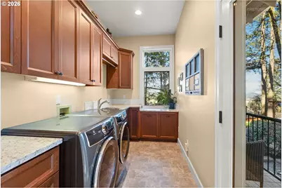 8150 SW 191st Pl, Beaverton, OR 97007 - Photo 15