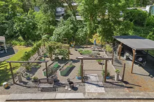 4000 E 24th Ave, Eugene, OR 97403 - Photo 37