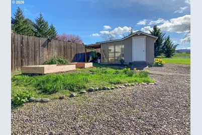 147 Palomino Ave, Roseburg, OR 97471 - Photo 33