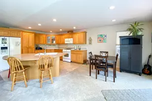 147 Palomino Ave, Roseburg, OR 97471 - Photo 7