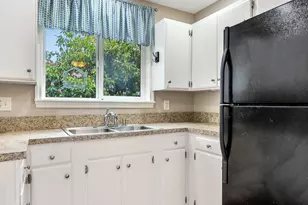 1460 4th St, Astoria, OR 97103 - Photo 7