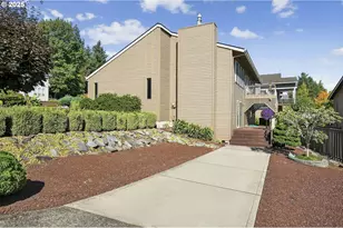 10810 SE Vista View Ln, Happy Valley, OR 97086 - Photo 33