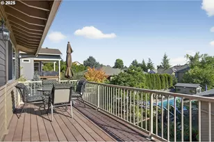 10810 SE Vista View Ln, Happy Valley, OR 97086 - Photo 11